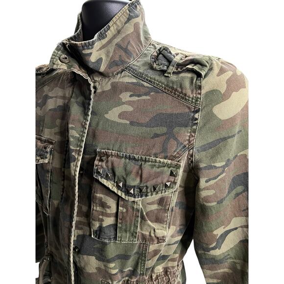 Women’s Camo Military Utility Jacket with Studded Pockets Size M - Others Follow - Picture 7 of 15